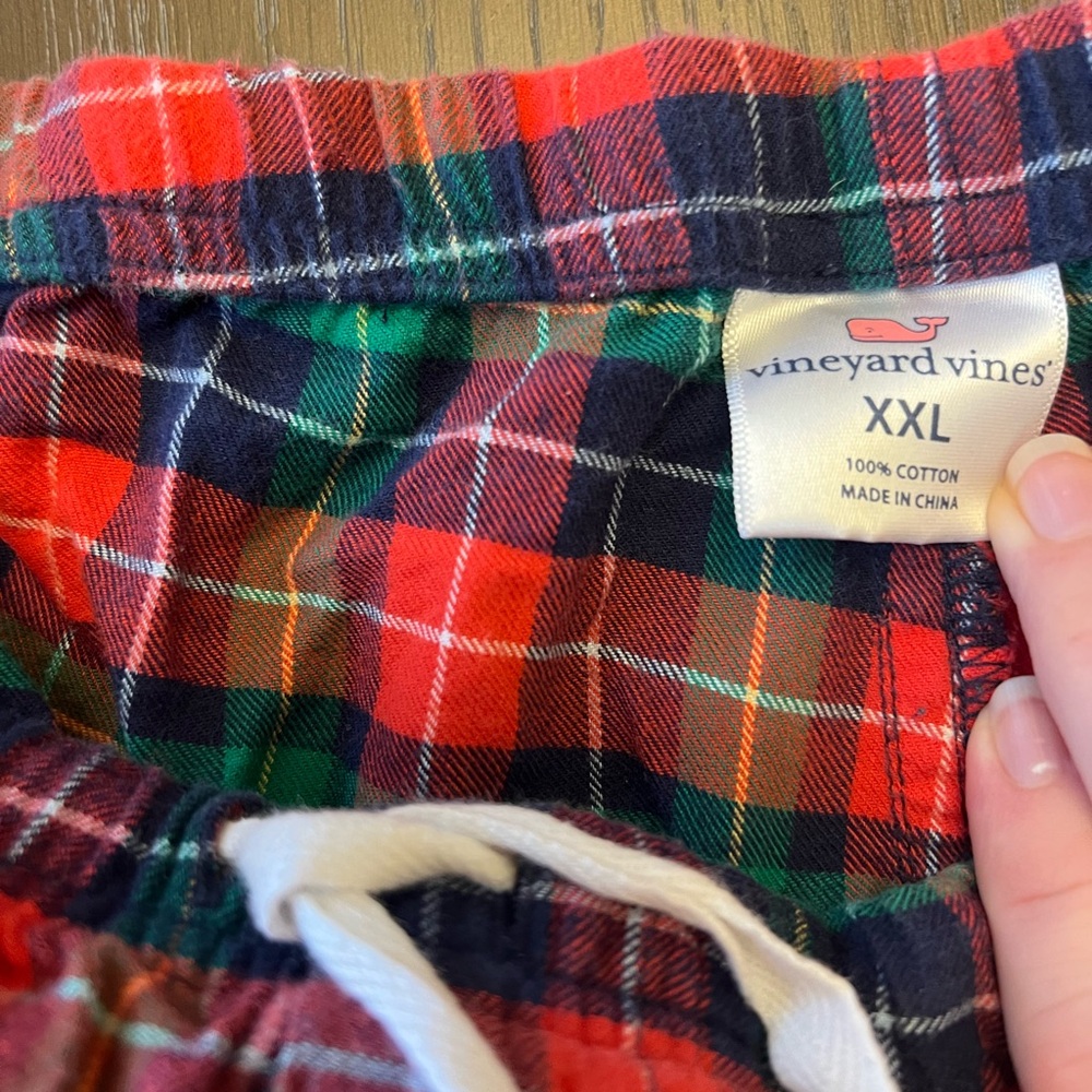 Vineyard Vines Plaid Pajama pants - Picture 2 of 4